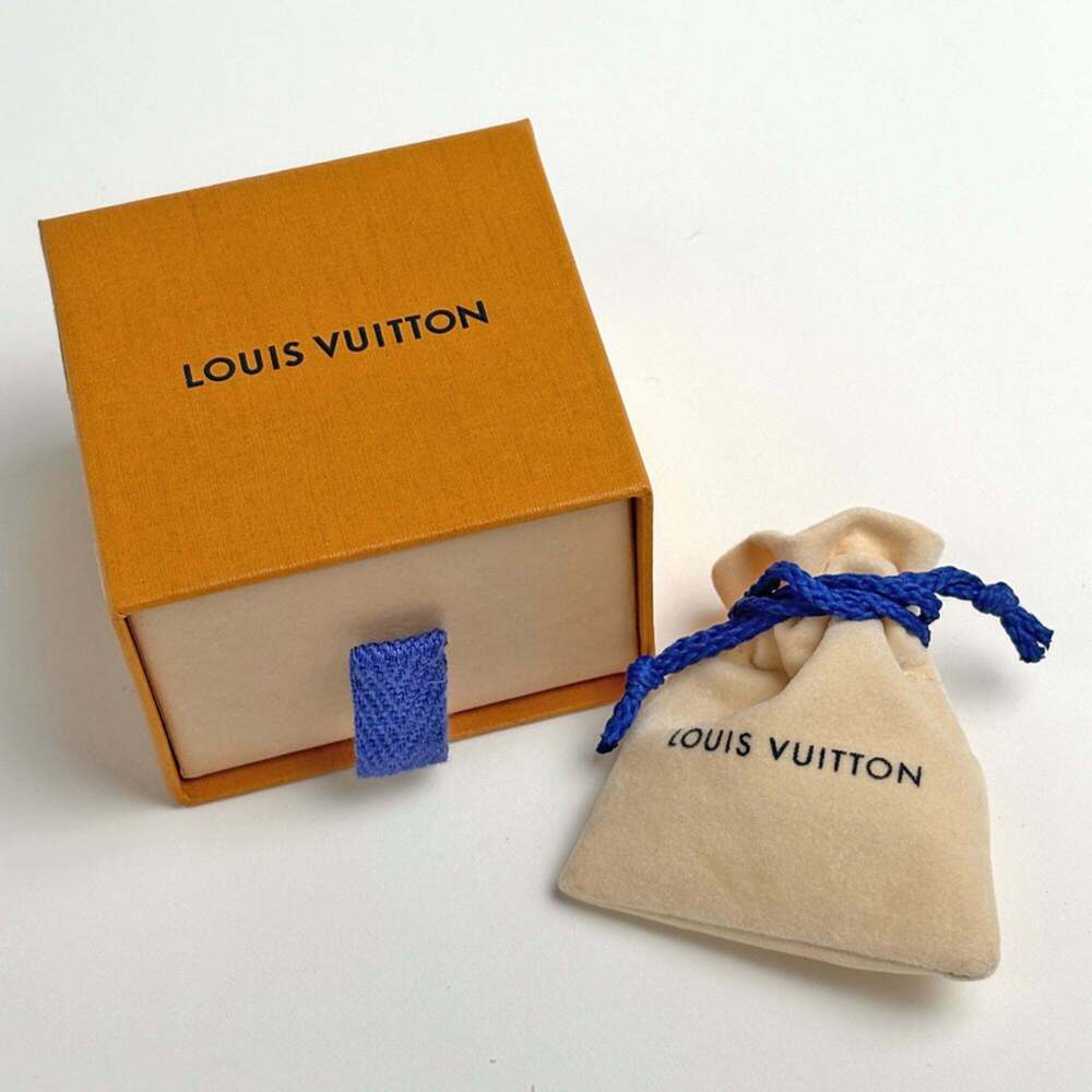 LOUIS VUITTON Gold Necklace - Picture 5 of 5
